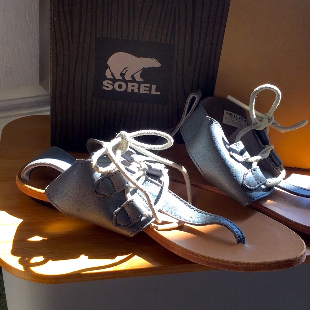 Sorel Sandel Gray/Silver Size 7